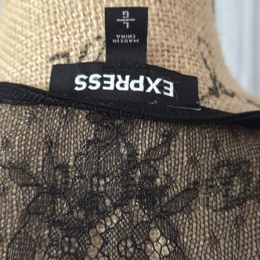 Black Ruffled Lace Top - Picture 3 of 5